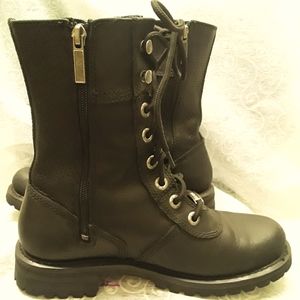 Size 8, Harley Davidson leather boots.
